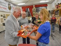 Afscehid Jaap van Gelder D19-13761 OG  Montfoort 24-09-2019 Afscheid, na 27 jaar) van instructeur Jaap van Gelder : Jaap van Gelder, Jan de Koning, Hennie van Gelder, Ons Genoegen